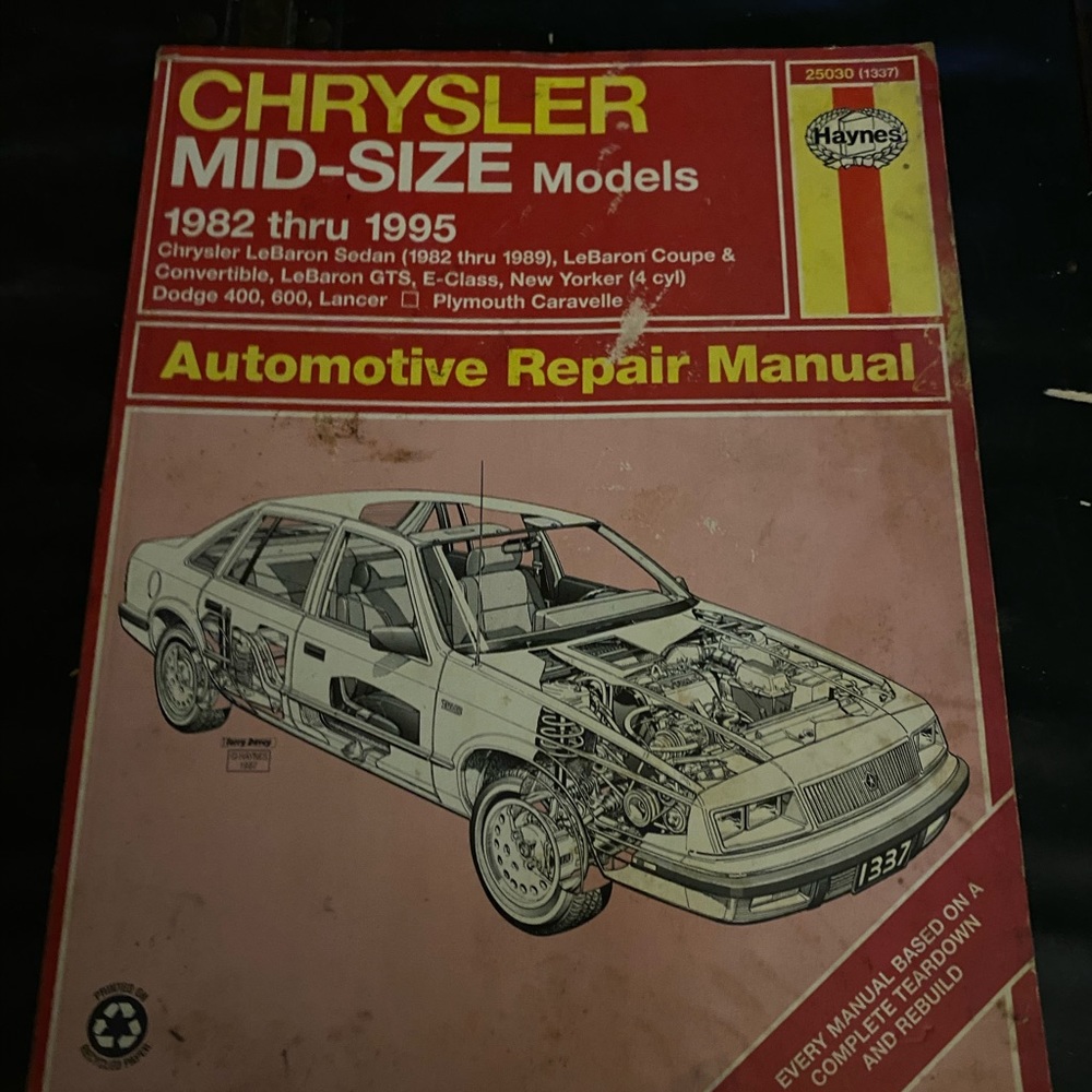 Haynes Chrysler Mid-Size Models 1982-95 automotive repair manual 25030 (1337)